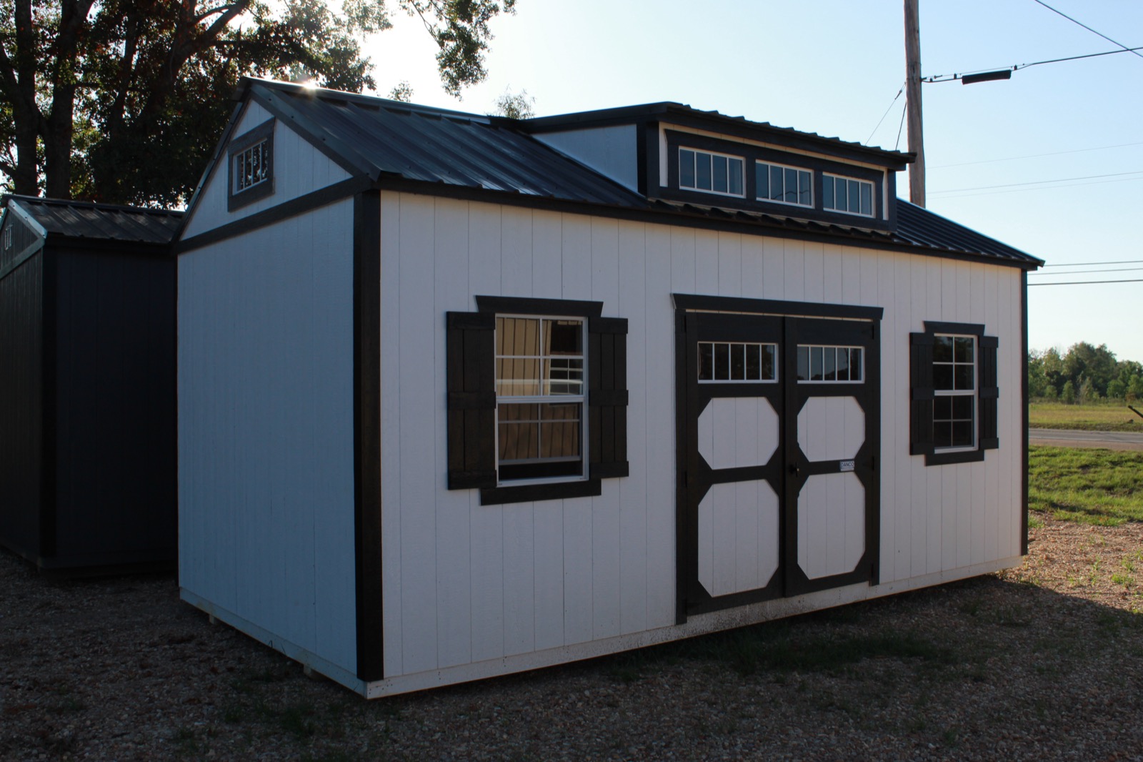Utility Barn from Built 2 Last Portable Buildings, the best place to get your storage building in the Southwest Mississippi area. Providing storage sheds, metal buildings, and more.